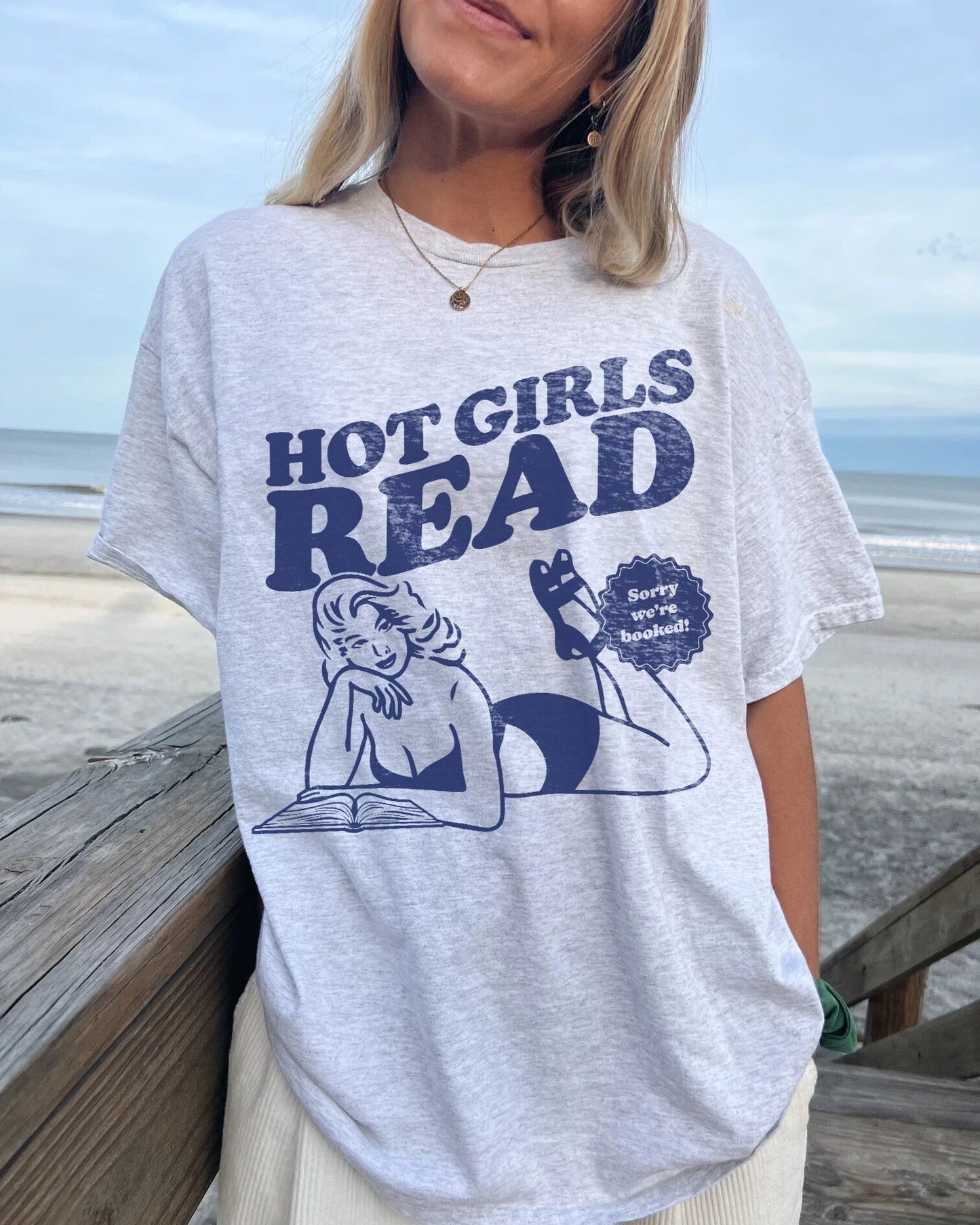 Hot Girls Read Shirt